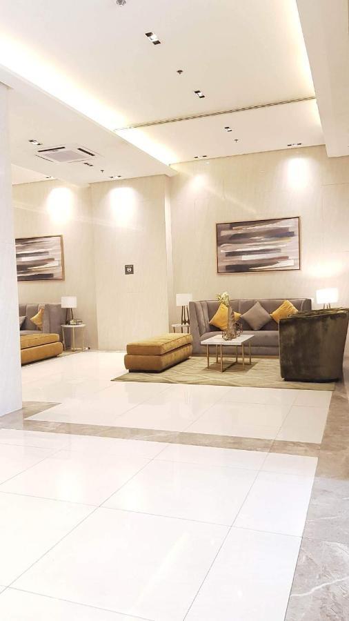 101 Newport Blvd C2 4F By Rechelle Nunag Pasay Exterior photo
