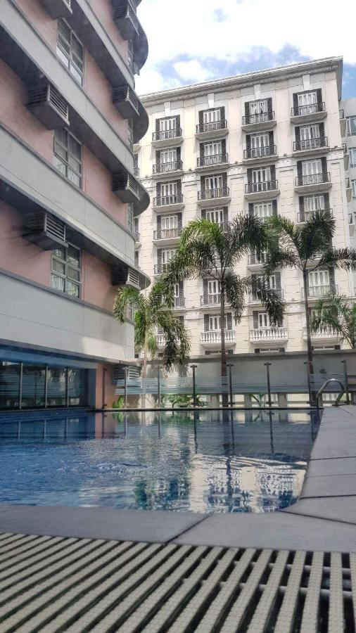 101 Newport Blvd C2 4F By Rechelle Nunag Pasay Exterior photo